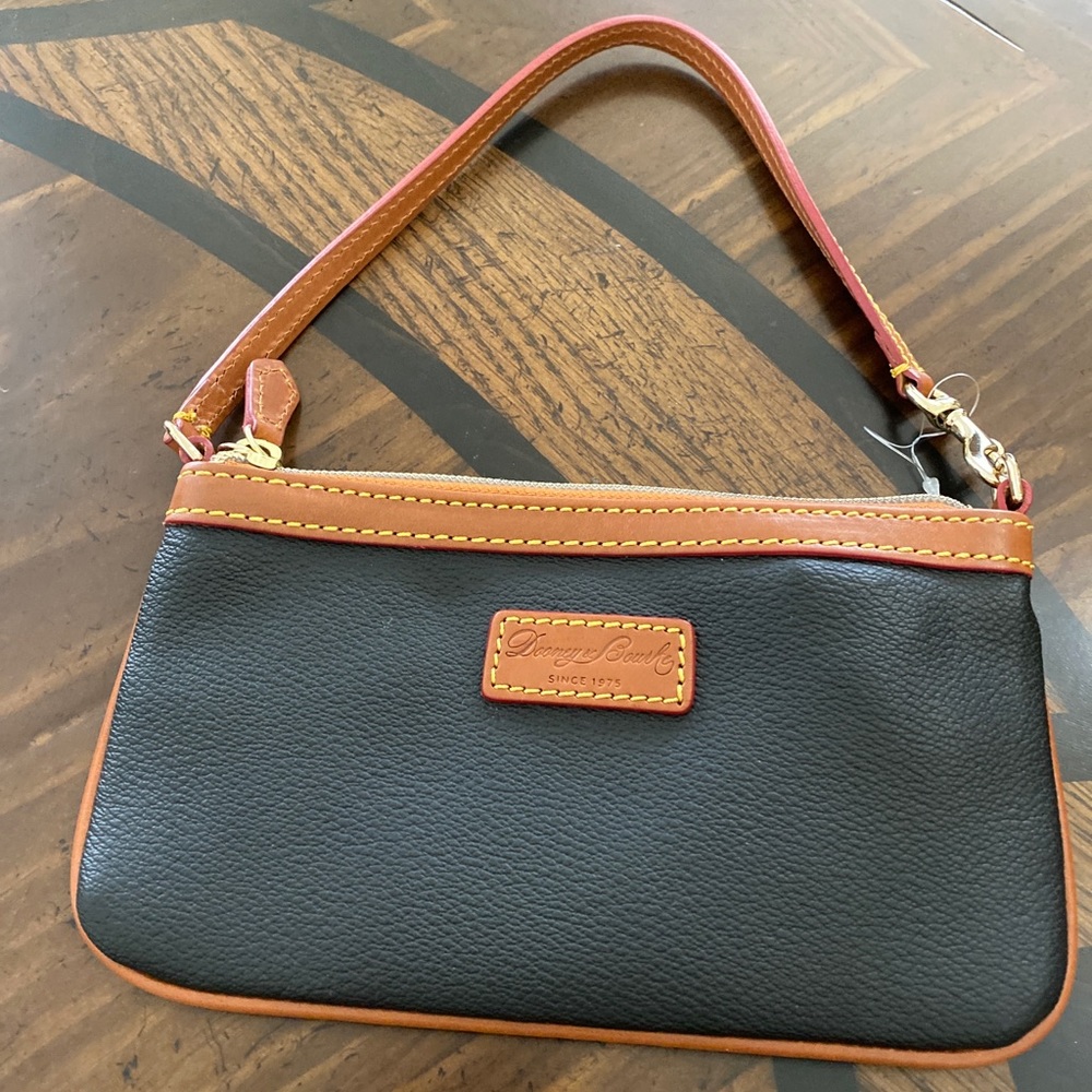 Authentic Dooney Bourke Small Handbag back / Brown